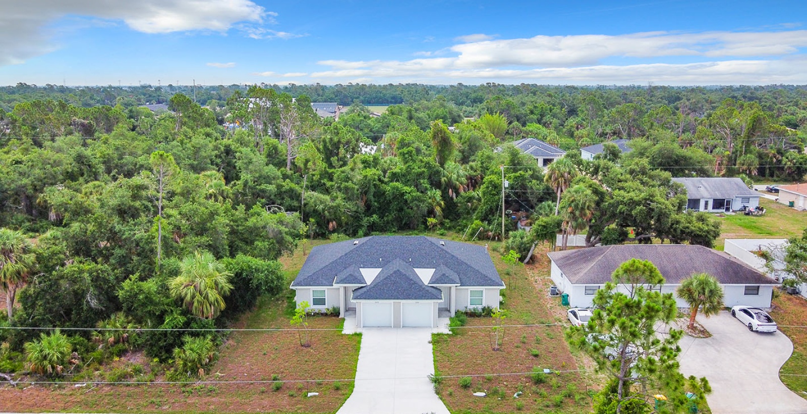 2078/2080 Redmond St, Port Charlotte, Florida 33948, 2 Bedrooms Bedrooms, ,2 BathroomsBathrooms,Duplex,For Sale,Redmond St,1013