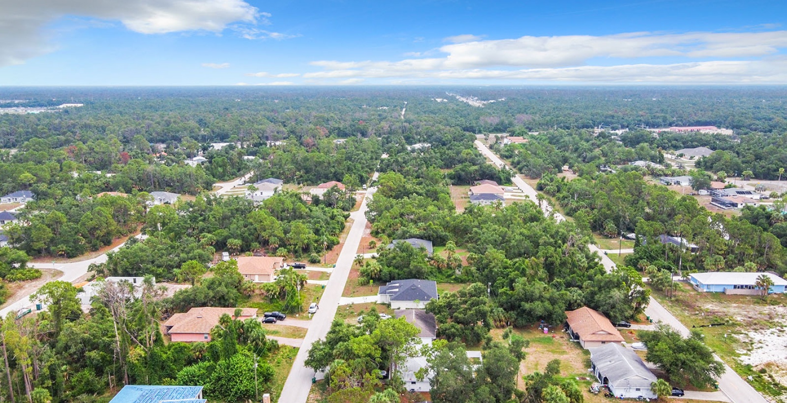 2078/2080 Redmond St, Port Charlotte, Florida 33948, 2 Bedrooms Bedrooms, ,2 BathroomsBathrooms,Duplex,For Sale,Redmond St,1013