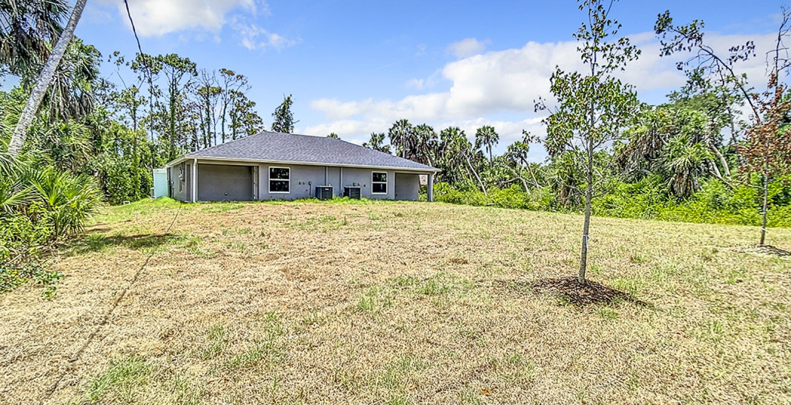 16262/16264 Tanglewood Ave, Port Charlotte, Florida 33954, 2 Bedrooms Bedrooms, ,2 BathroomsBathrooms,Duplex,For Sale,Tanglewood Ave,1048