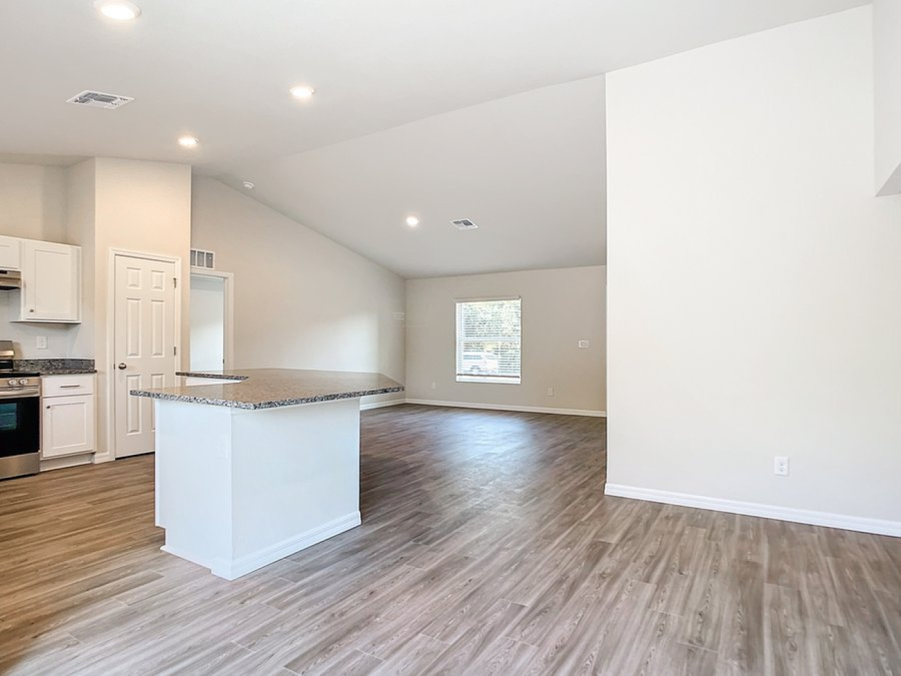 17389 Tyler Ave., Port Charlotte, Florida 33948, 4 Bedrooms Bedrooms, ,2 BathroomsBathrooms,Single Family,For Sale,Tyler Ave.,1146