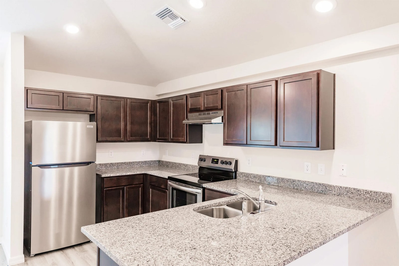 2104/2106 Fernwood St., Port Charlotte, Florida 33948, 4 Bedrooms Bedrooms, ,4 BathroomsBathrooms,Duplex,For Sale,Fernwood St.,1149