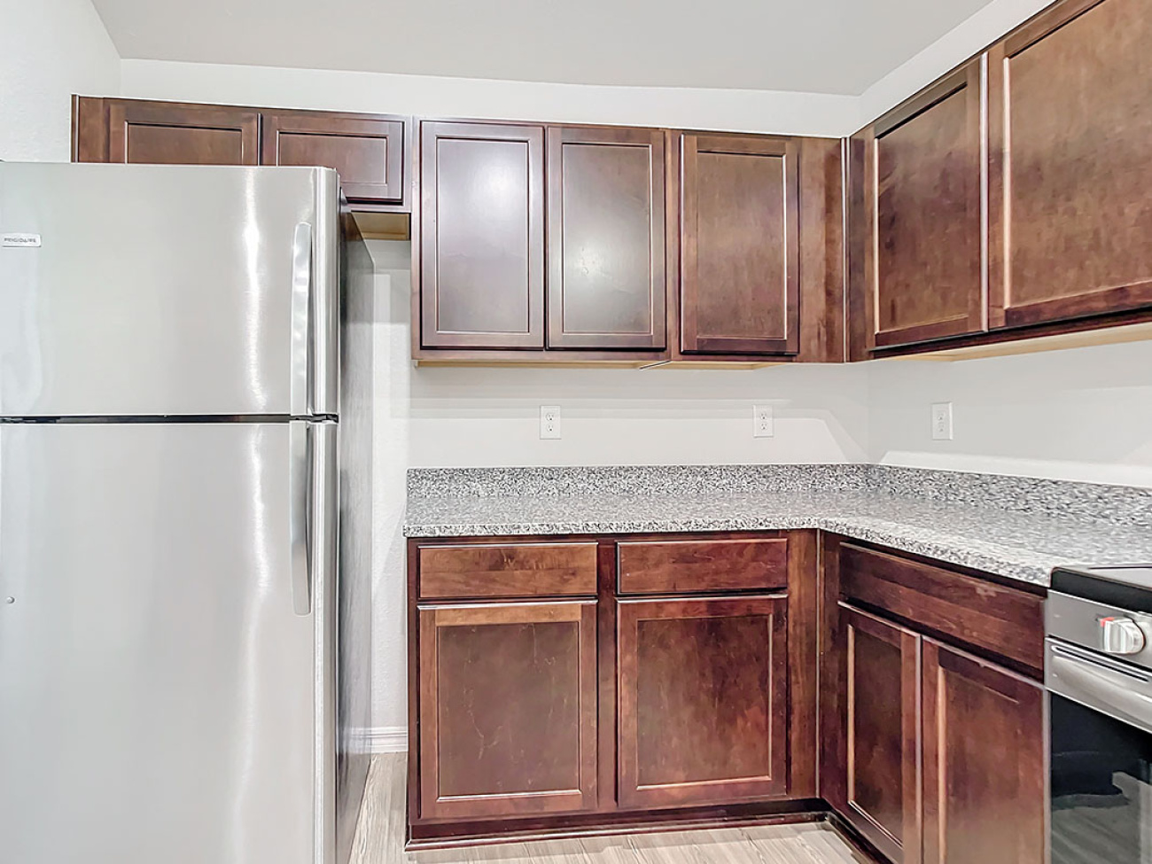 2078/2080 Redmond St, Port Charlotte, Florida 33948, 4 Bedrooms Bedrooms, ,4 BathroomsBathrooms,Duplex,For Sale,Redmond St,1013