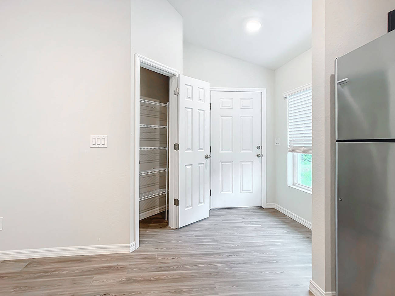 2078/2080 Redmond St, Port Charlotte, Florida 33948, 4 Bedrooms Bedrooms, ,4 BathroomsBathrooms,Duplex,For Sale,Redmond St,1013