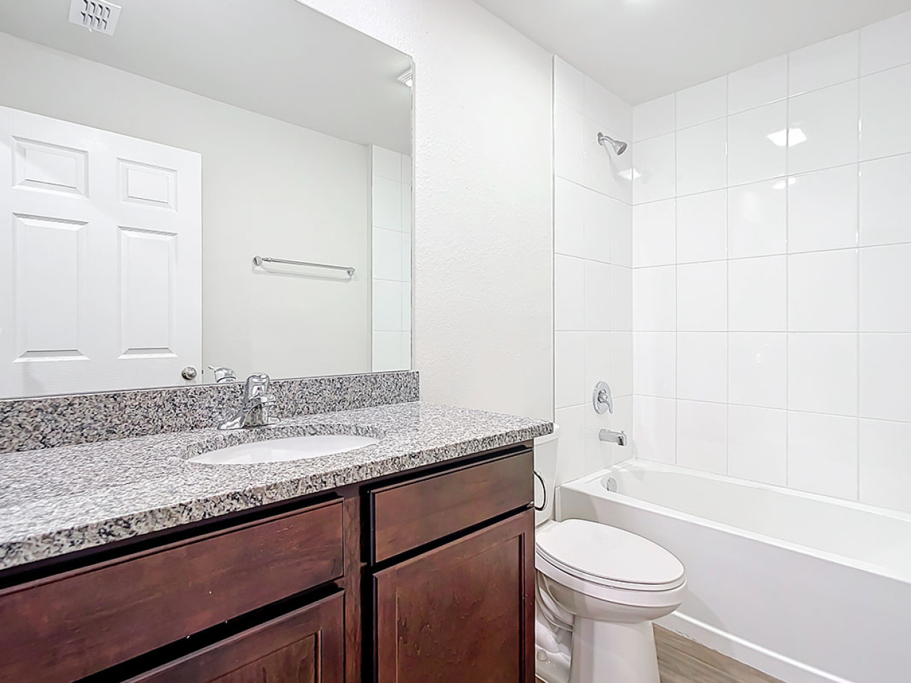 2078/2080 Redmond St, Port Charlotte, Florida 33948, 4 Bedrooms Bedrooms, ,4 BathroomsBathrooms,Duplex,For Sale,Redmond St,1013