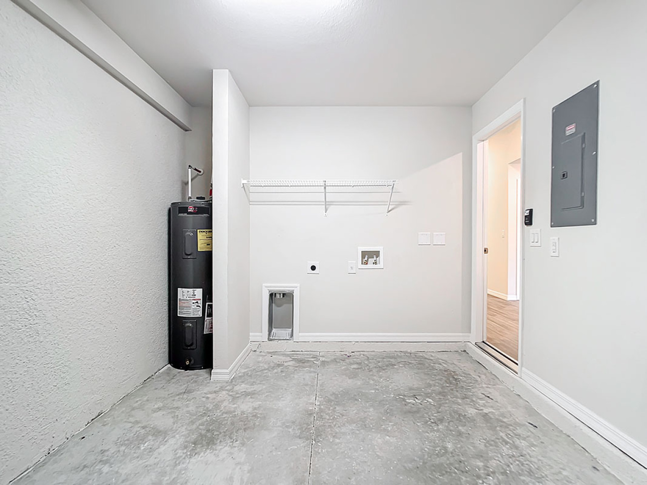 2078/2080 Redmond St, Port Charlotte, Florida 33948, 4 Bedrooms Bedrooms, ,4 BathroomsBathrooms,Duplex,For Sale,Redmond St,1013