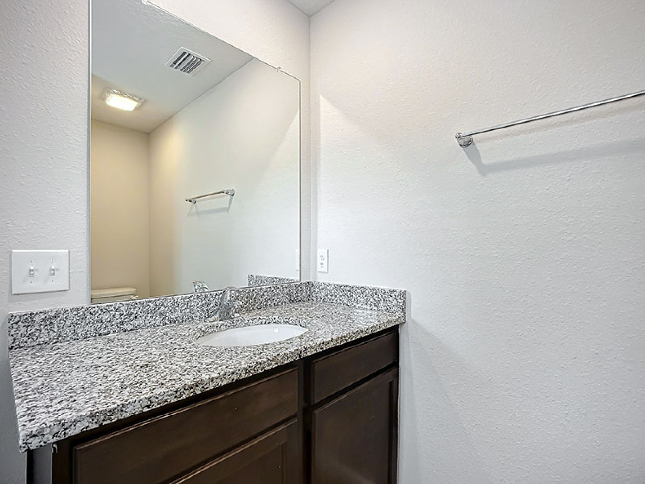 1238/1236 Pangola Dr, Jacksonville, Florida 32205, 4 Bedrooms Bedrooms, ,5 BathroomsBathrooms,Duplex,For Sale,Pangola Dr ,1245