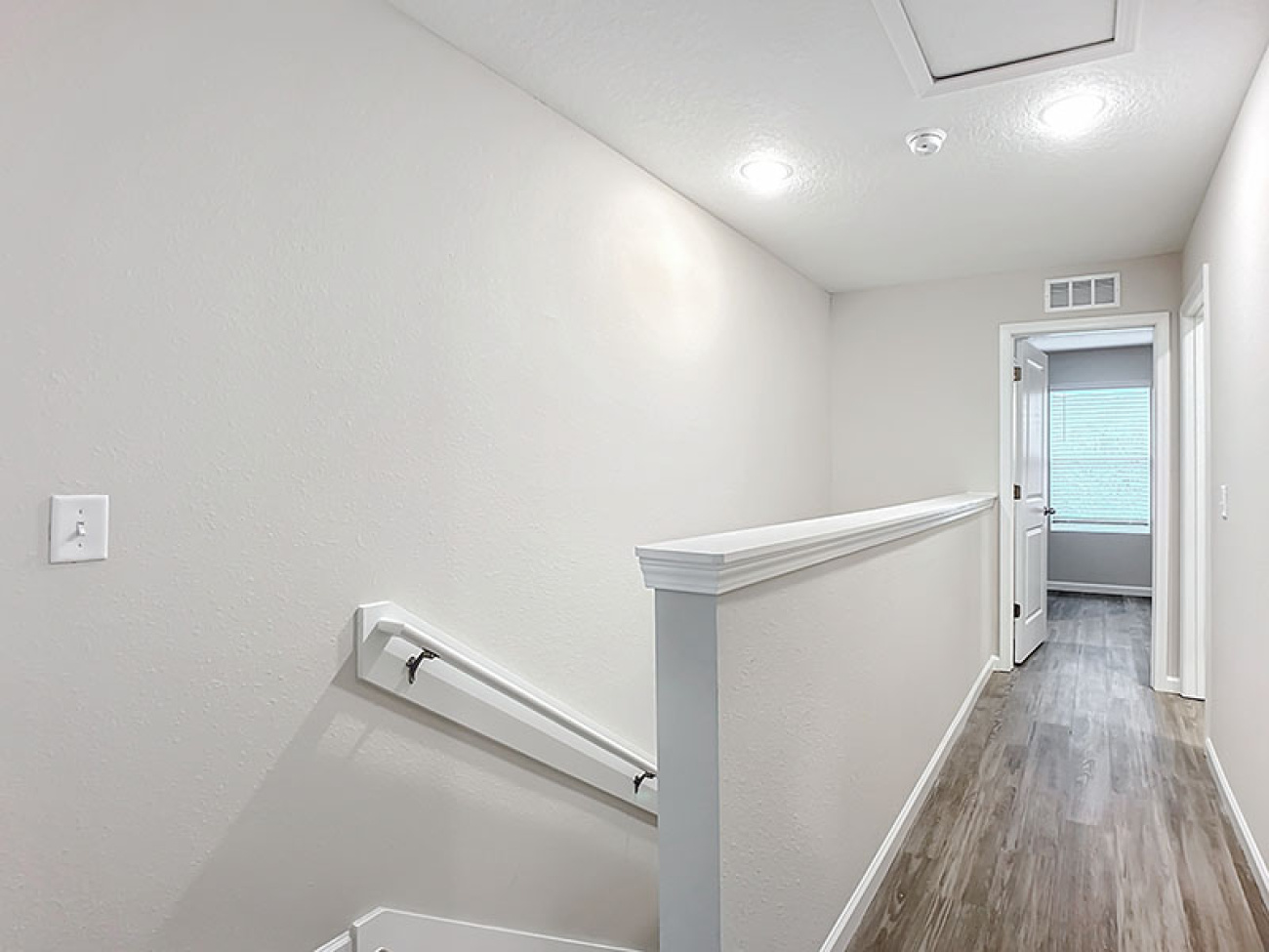 1249/1251 Pangola Dr, Jacksonville, Florida 32205, 4 Bedrooms Bedrooms, ,5 BathroomsBathrooms,Duplex,For Sale,Pangola Dr,1246