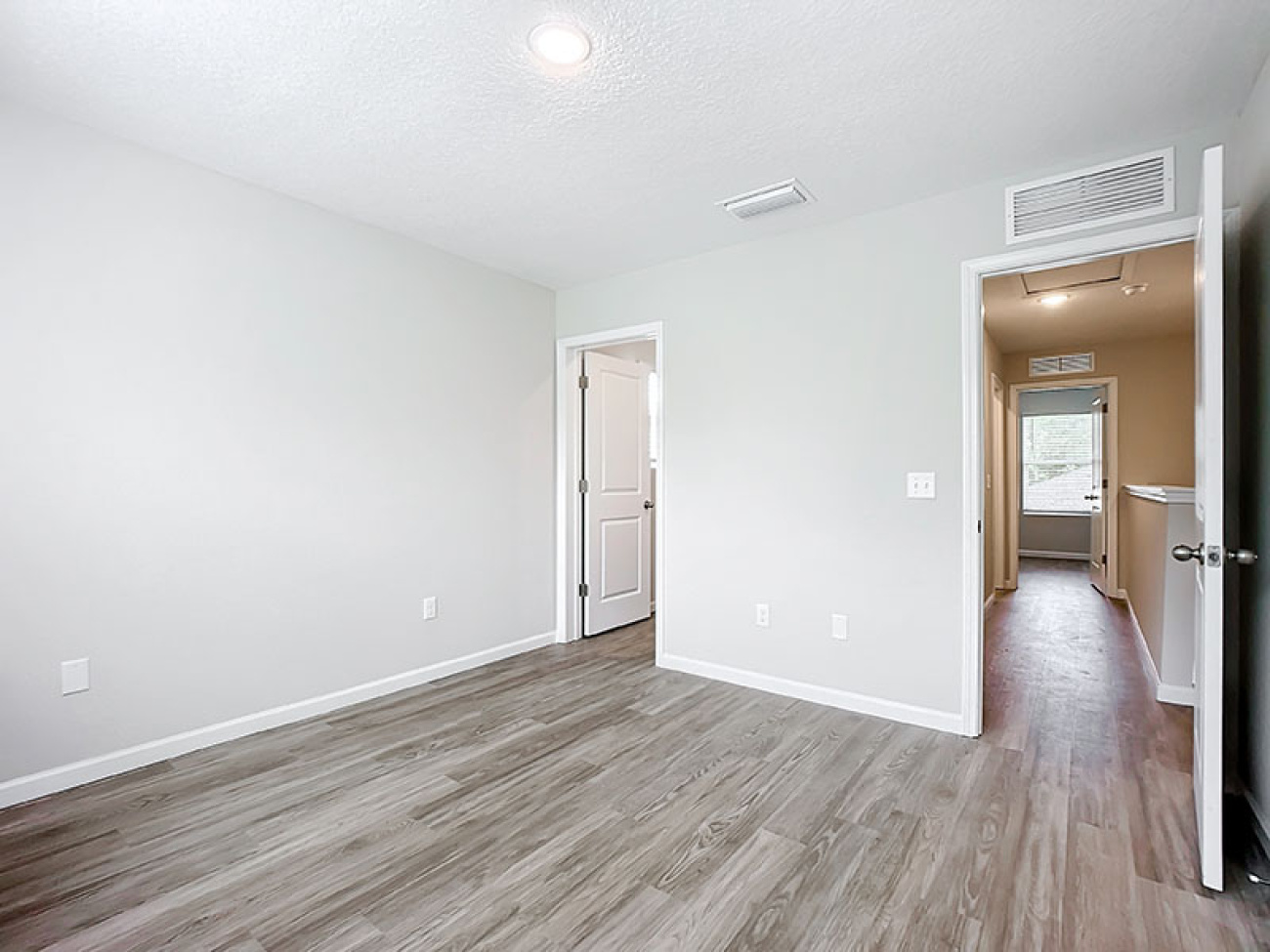 1242/1244 Mull St, Jacksonville, Florida 32205, 4 Bedrooms Bedrooms, ,5 BathroomsBathrooms,Duplex,For Sale,Mull St,1248