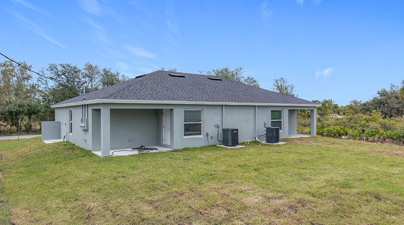 27165/27169 Washington Street, Punta Gorda, Florida 33983, 4 Bedrooms Bedrooms, ,4 BathroomsBathrooms,Duplex,For Sale,Washington Street,1279