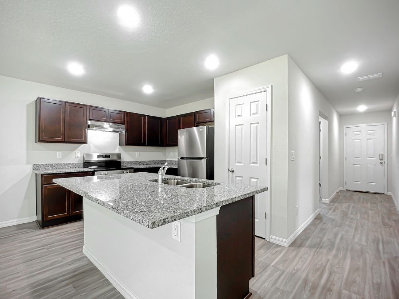 9 Untermeyer Pl, Palm Coast, Florida 32164, 4 Bedrooms Bedrooms, ,4 BathroomsBathrooms,Duplex,For Sale,Untermeyer Pl,1299