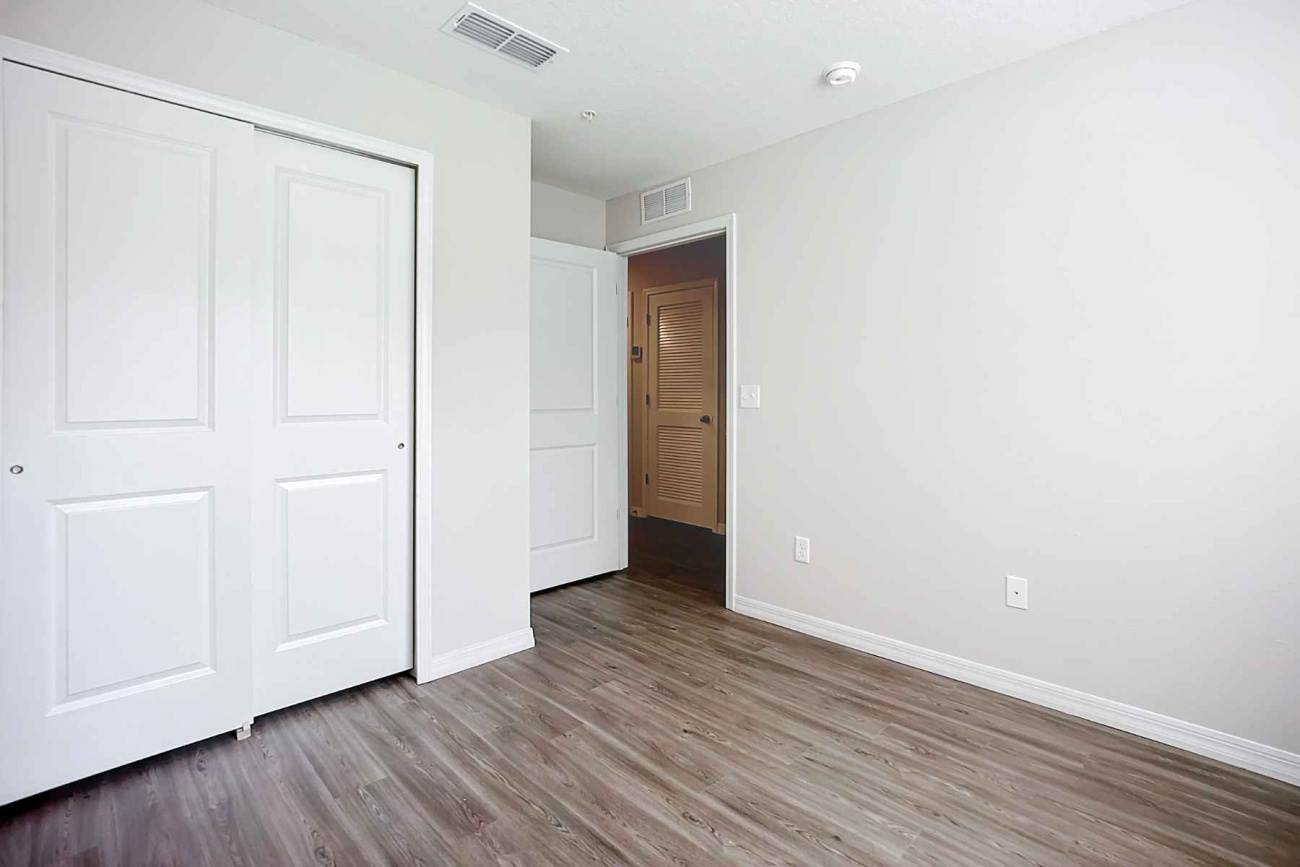 1522 Yelford Circ, Jacksonville, Florida 32218, 8 Bedrooms Bedrooms, ,8 BathroomsBathrooms,Quad,For Sale,Biscayne Villas ,Yelford Circ,1307