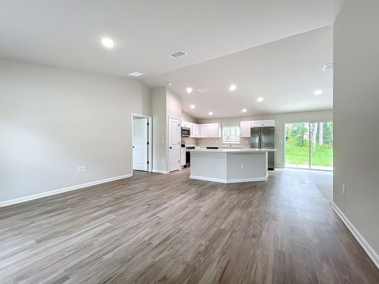 6595 E Amity St, Inverness, Florida 34452, 4 Bedrooms Bedrooms, ,2 BathroomsBathrooms,Single Family,For Sale, E Amity St,1308