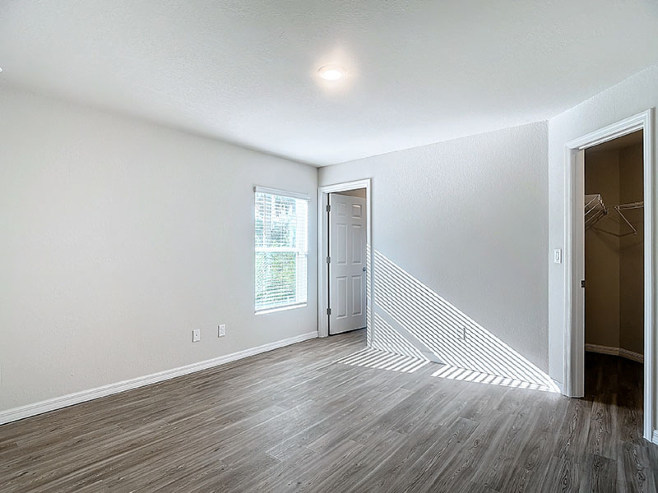 27216/27220 Washington Street, Punta Gorda, Florida 33983, 4 Bedrooms Bedrooms, ,4 BathroomsBathrooms,Duplex,For Sale,Washington Street,1025