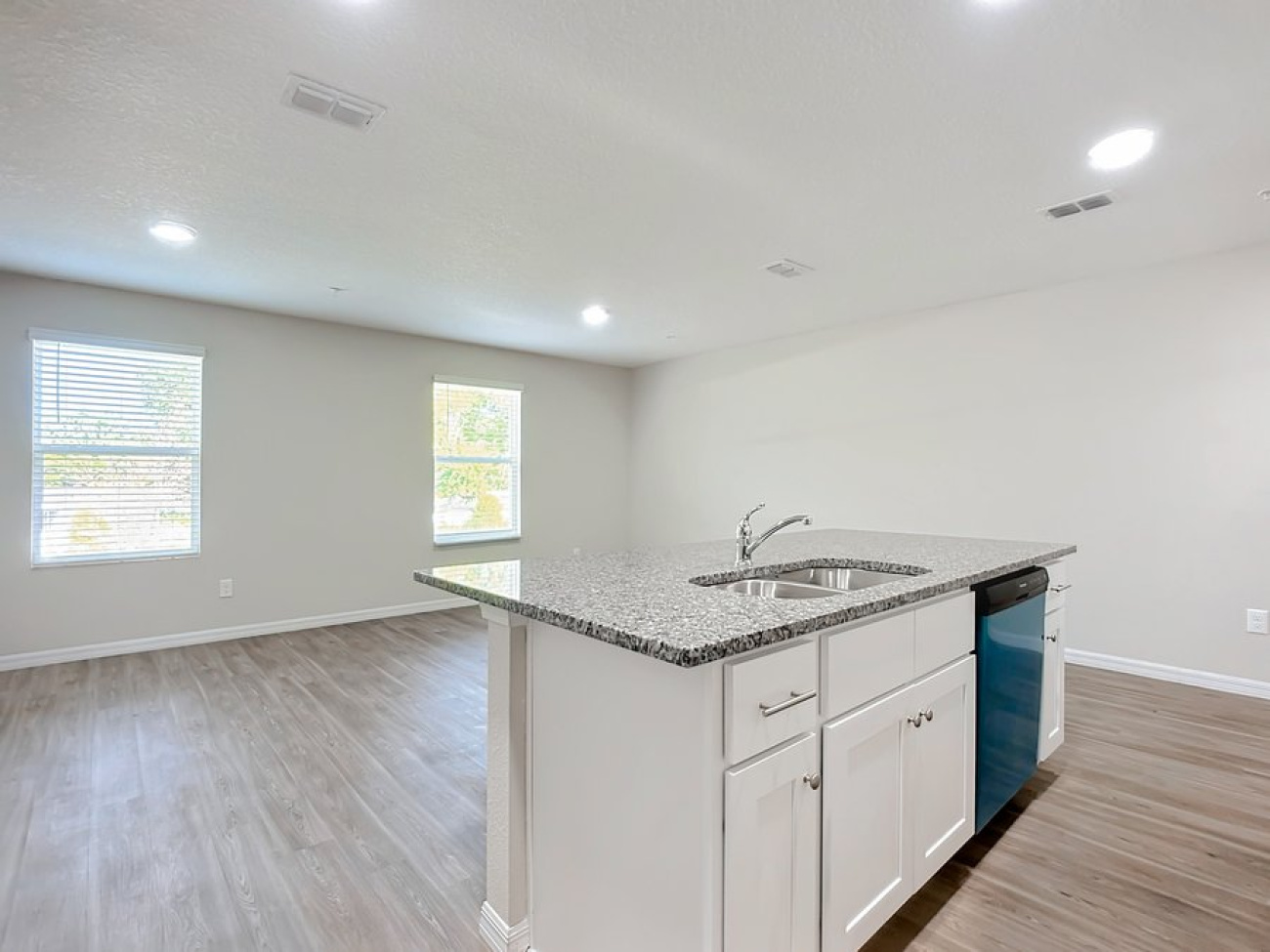 9548 Hood Road, Jacksonville, Florida 32257, 8 Bedrooms Bedrooms, ,8 BathroomsBathrooms,Quad,For Sale,Sunbeam Villas ,Hood Road,1337