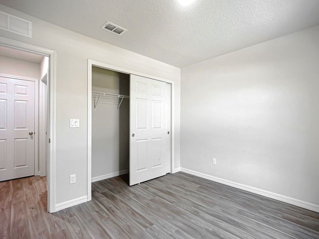 8 Unique Ct, Palm Coast, Florida 32164, 4 Bedrooms Bedrooms, ,4 BathroomsBathrooms,Duplex,For Sale,Unique Ct,1357