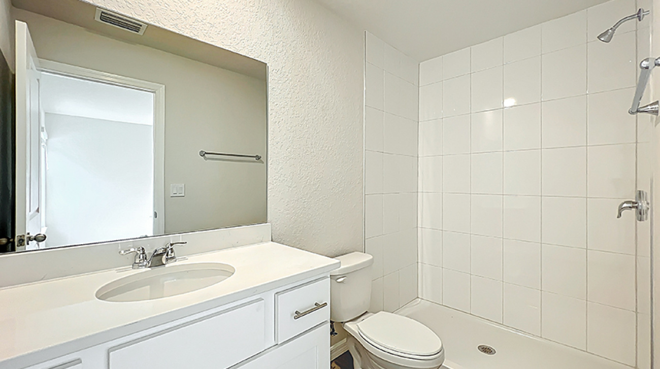 827/829 Hickory Ave, Inverness, Florida 34452, 4 Bedrooms Bedrooms, ,4 BathroomsBathrooms,Duplex,For Sale,Hickory Ave,1358