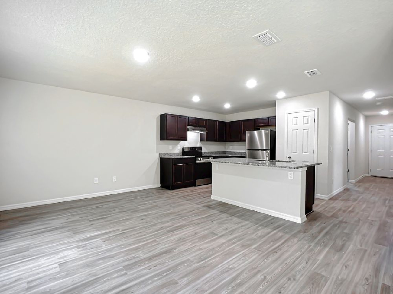 19 Wood Amber Ln, Palm Coast, Florida 32164, 4 Bedrooms Bedrooms, ,4 BathroomsBathrooms,Duplex,For Sale,Wood Amber Ln,1363