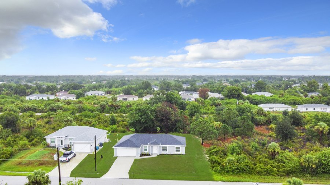 12216 Van Gough Ave, Port Charlotte, Florida 33981, 4 Bedrooms Bedrooms, ,2 BathroomsBathrooms,Single Family,For Sale,Van Gough Ave,1372