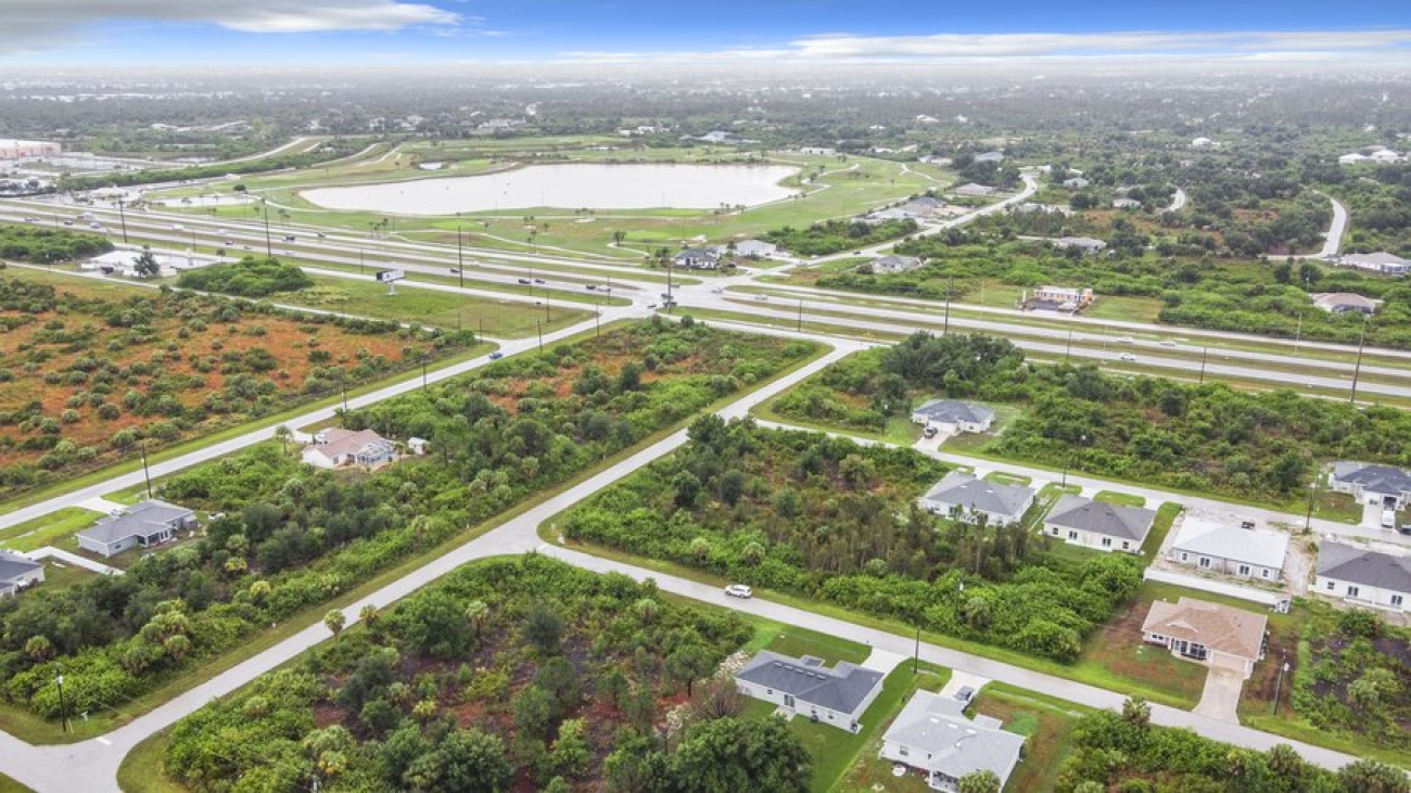 12216 Van Gough Ave, Port Charlotte, Florida 33981, 4 Bedrooms Bedrooms, ,2 BathroomsBathrooms,Single Family,For Sale,Van Gough Ave,1372