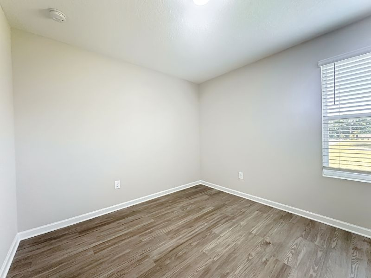 5671 110th Street, Jacksonville, Florida 32244, 4 Bedrooms Bedrooms, ,5 BathroomsBathrooms,Duplex,For Sale,110th Street,1376