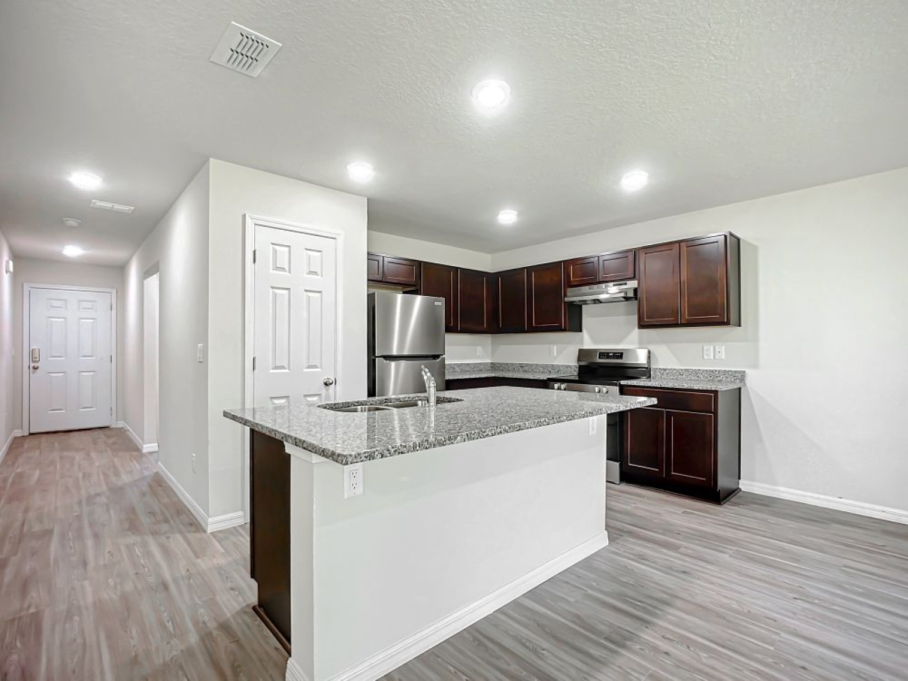 13 Unique Ct, Palm Coast, Florida 32164, 4 Bedrooms Bedrooms, ,4 BathroomsBathrooms,Duplex,For Sale,Unique Ct,1420