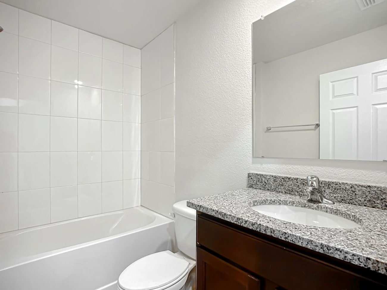 13 Unique Ct, Palm Coast, Florida 32164, 4 Bedrooms Bedrooms, ,4 BathroomsBathrooms,Duplex,For Sale,Unique Ct,1420