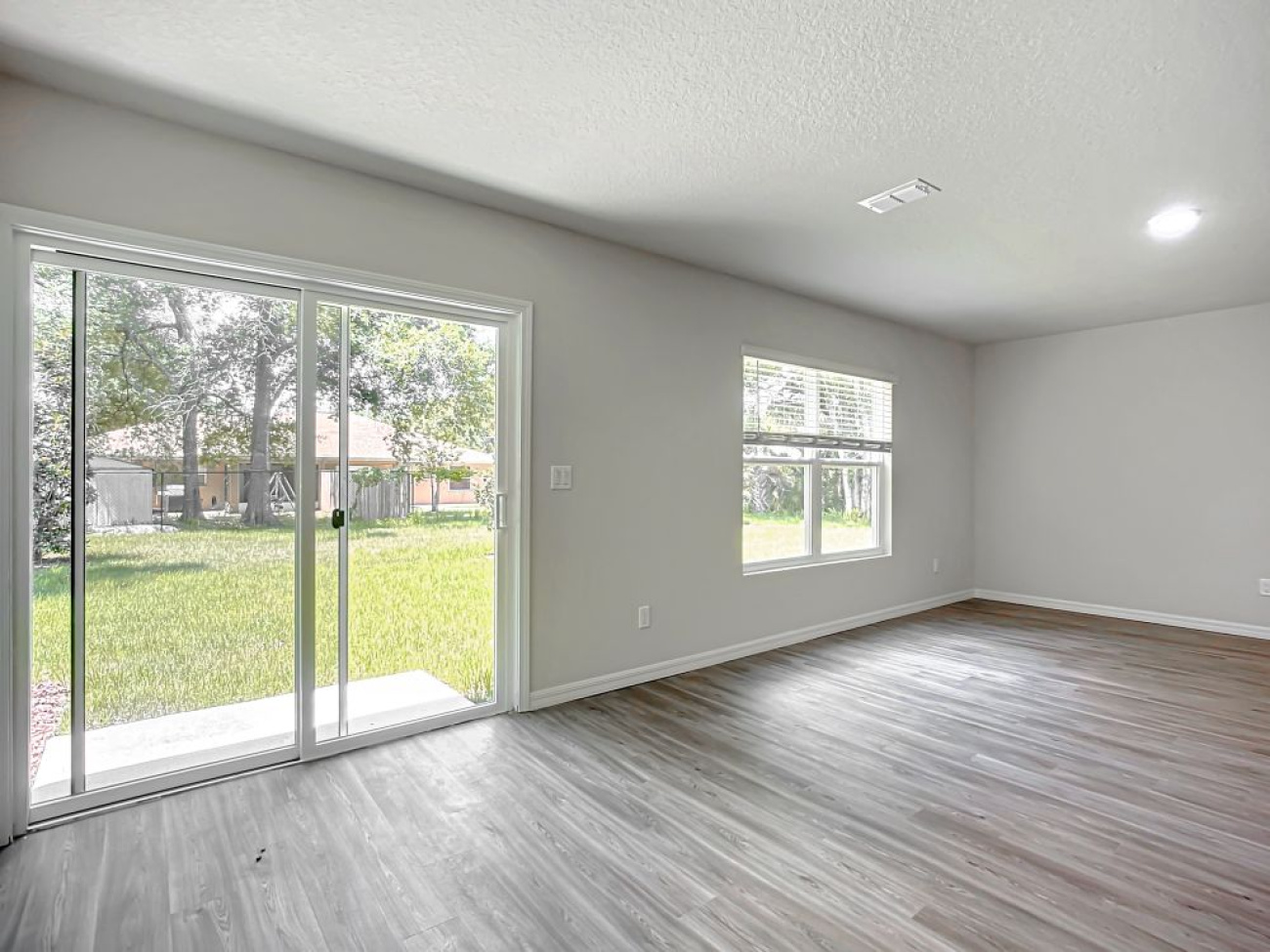 13 Unique Ct, Palm Coast, Florida 32164, 4 Bedrooms Bedrooms, ,4 BathroomsBathrooms,Duplex,For Sale,Unique Ct,1420