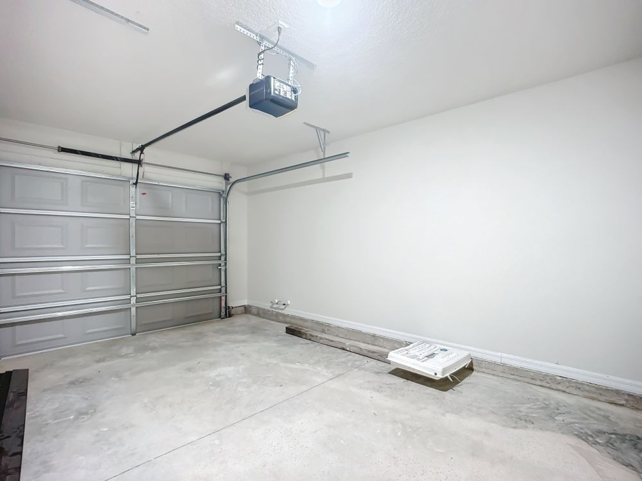 13 Unique Ct, Palm Coast, Florida 32164, 4 Bedrooms Bedrooms, ,4 BathroomsBathrooms,Duplex,For Sale,Unique Ct,1420