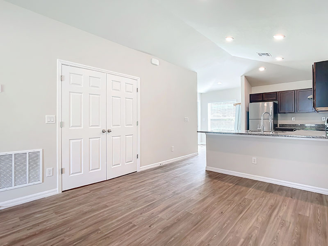 2044/2046 Hilton St, Port Charlotte, Florida 33948, 4 Bedrooms Bedrooms, ,4 BathroomsBathrooms,Duplex,For Sale,Hilton St,1047