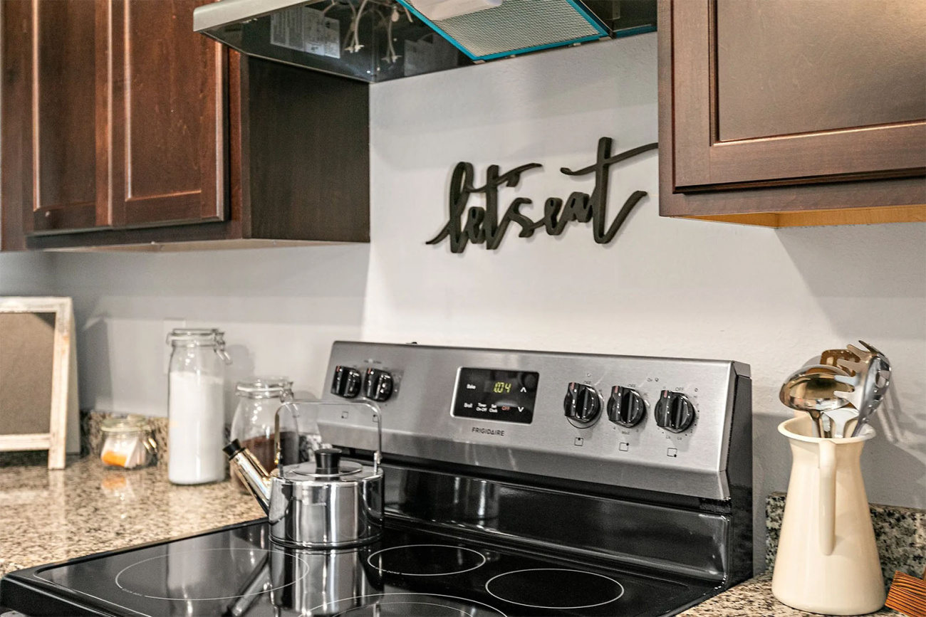 9532 Hood Road, Jacksonville, Florida 32257, 8 Bedrooms Bedrooms, ,8 BathroomsBathrooms,Quad,For Sale,Sunbeam Villas ,Hood Road,1074