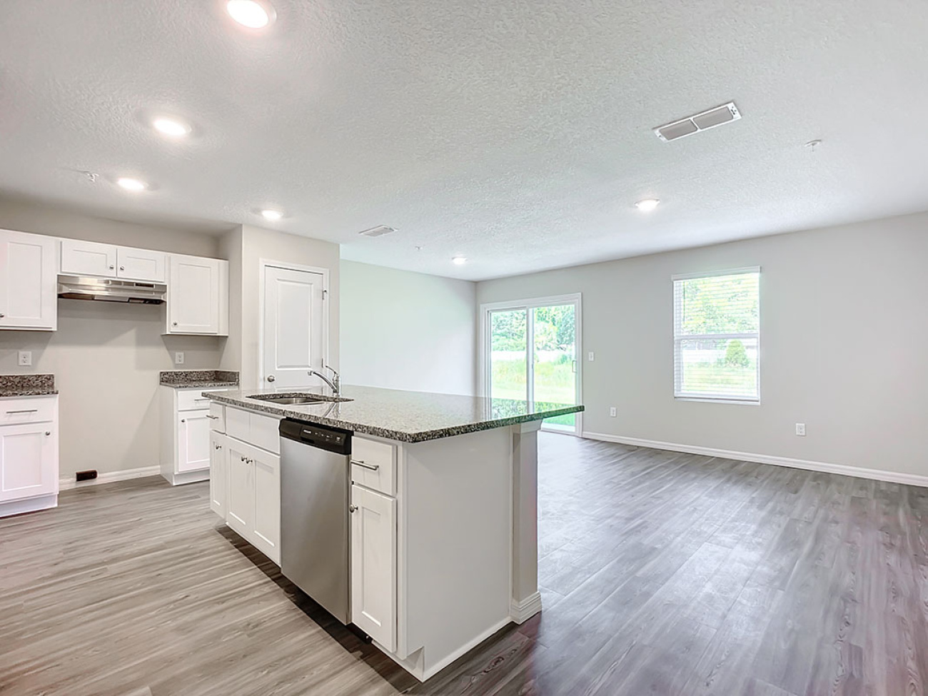 9572 Hood Road, Jacksonville, Florida 32257, 8 Bedrooms Bedrooms, ,8 BathroomsBathrooms,Quad,For Sale,Sunbeam Villas ,Hood Road,1079