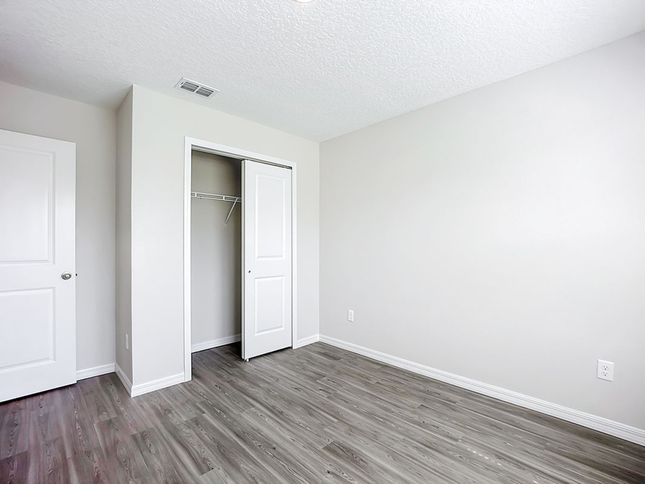 9572 Hood Road, Jacksonville, Florida 32257, 8 Bedrooms Bedrooms, ,8 BathroomsBathrooms,Quad,For Sale,Sunbeam Villas ,Hood Road,1079