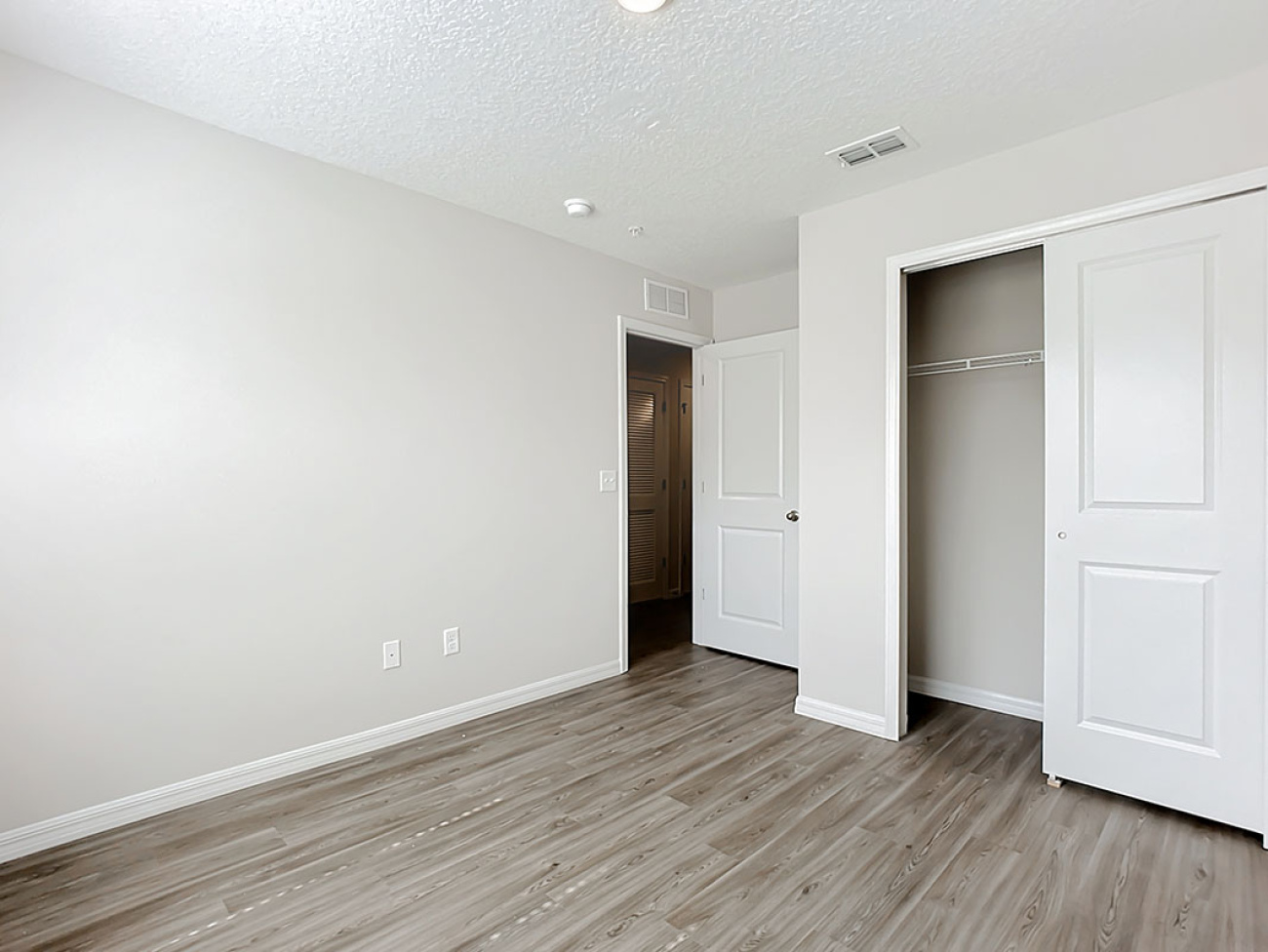 9588 Hood Road, Jacksonville, Florida 32257, 8 Bedrooms Bedrooms, ,8 BathroomsBathrooms,Quad,For Sale,Sunbeam Villas ,Hood Road,1081