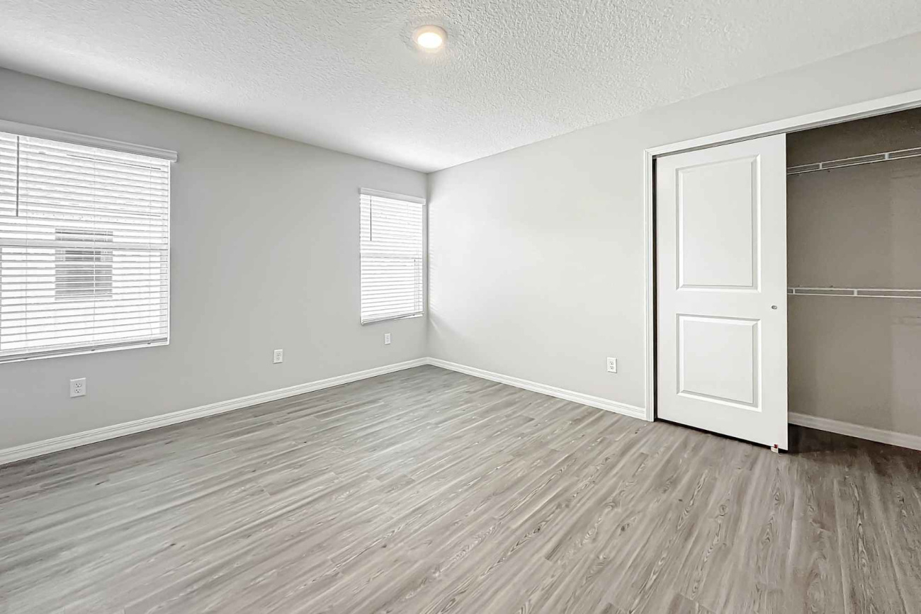 9596 Hood Road, Jacksonville, Florida 32257, 8 Bedrooms Bedrooms, ,8 BathroomsBathrooms,Quad,For Sale,Sunbeam Villas ,Hood Road,1082